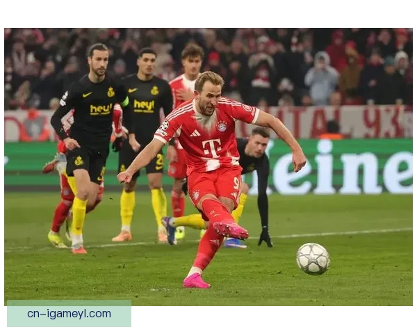 凯恩五分钟双响拜仁半场领先